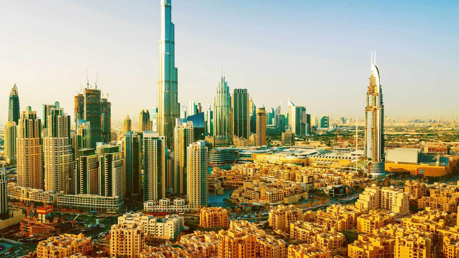 END YOUR 2022 IN THE HEART OF THIS GOLDEN CITY